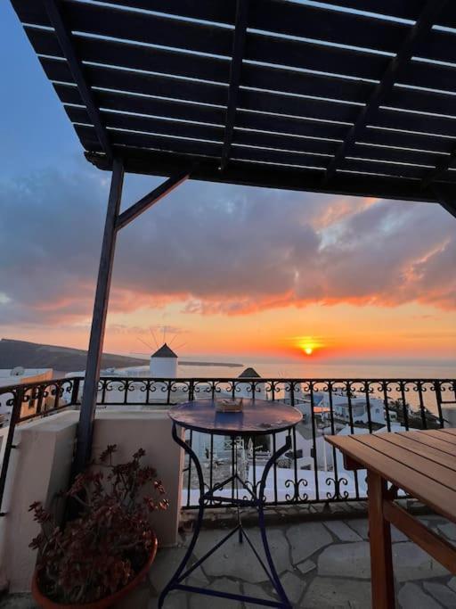 Sunset View Apartment Οία Εξωτερικό φωτογραφία